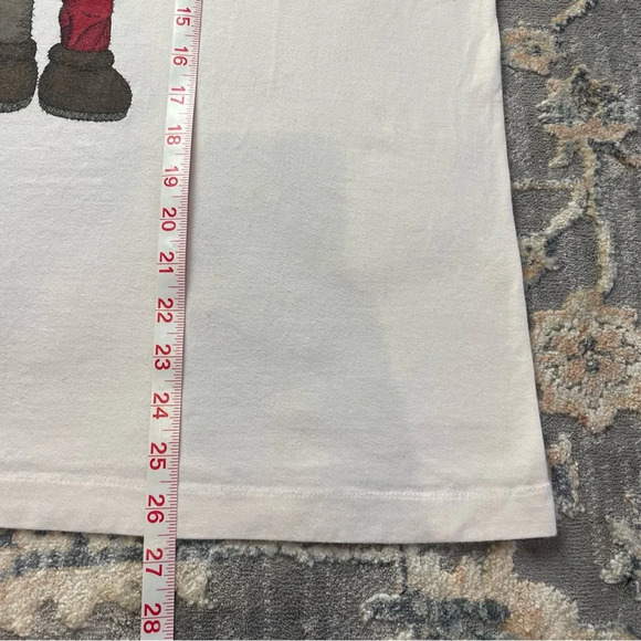 Uniqlo kaws M (Mens US) - Picture 2 of 5